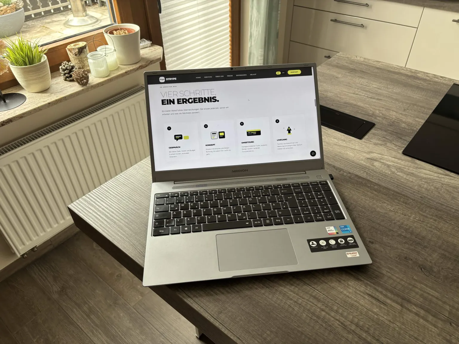 Strype Coverbild